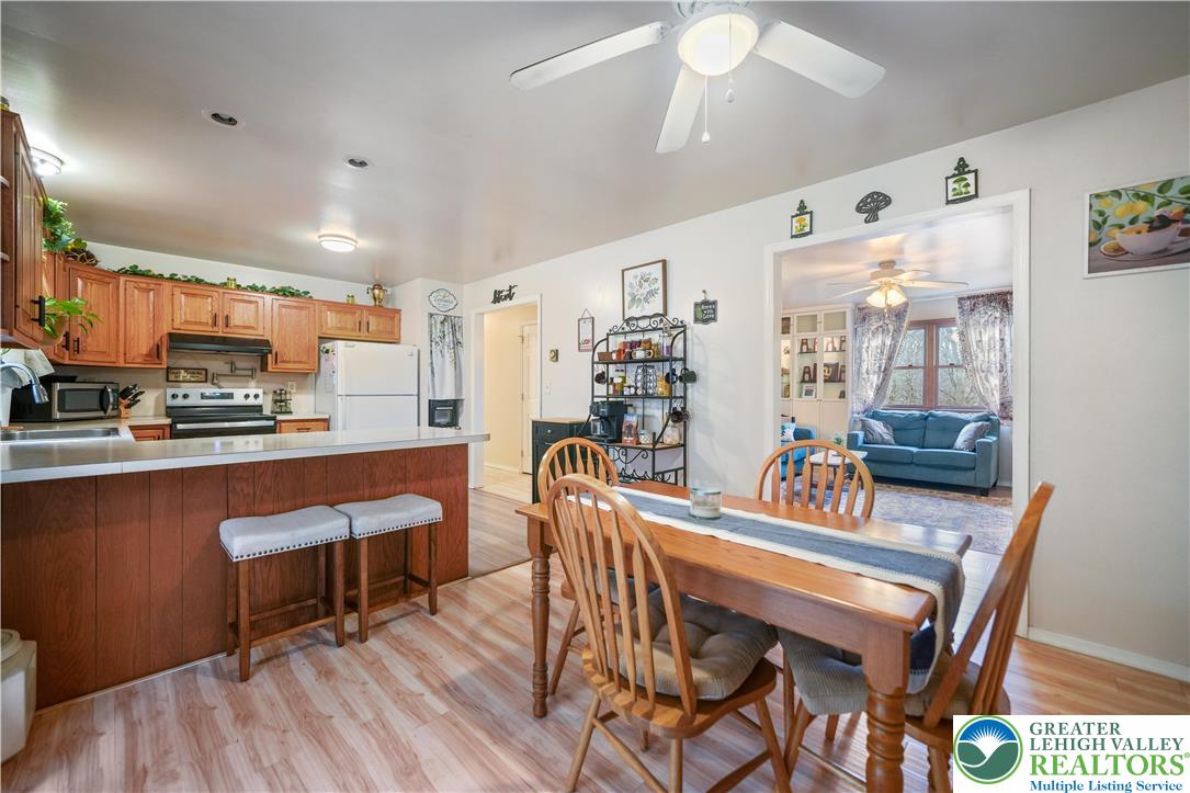 147 Smoketown Road Mertztown, PA 19539 - Photo 7 of 41 Gallery Image 7