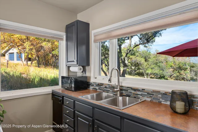 $4,400,000 | 1560 Medicine Bow Road, Aspen, CO 81611