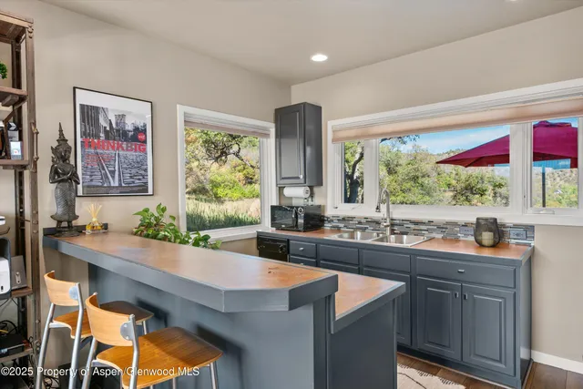 $4,400,000 | 1560 Medicine Bow Road, Aspen, CO 81611