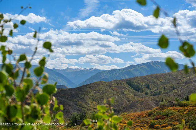 $4,400,000 | 1560 Medicine Bow Road, Aspen, CO 81611