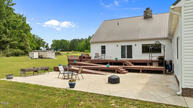 $650,000 | 675 Anderson Creek Road, Henderson, NC 27537