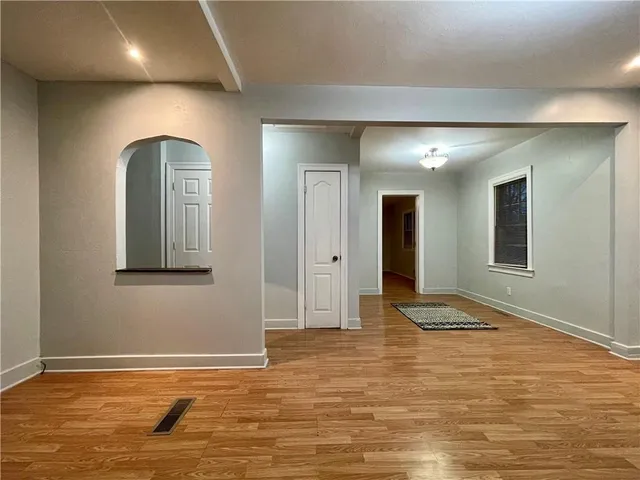 $189,900 | 314 Southwest 10th Street, Blue Springs, MO 64015