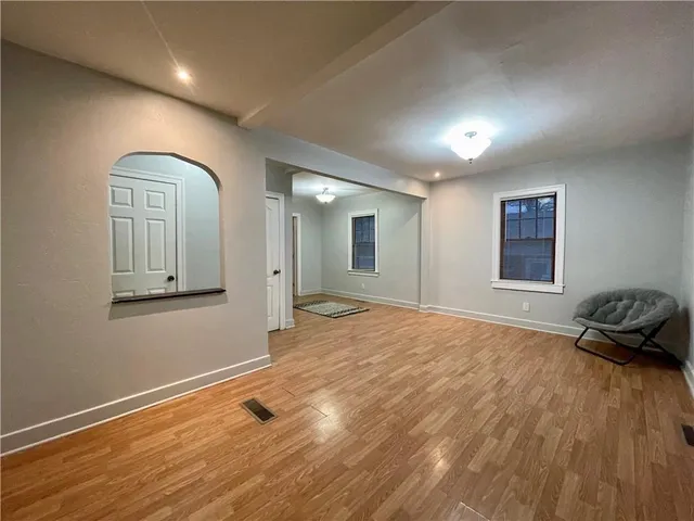 $189,900 | 314 Southwest 10th Street, Blue Springs, MO 64015