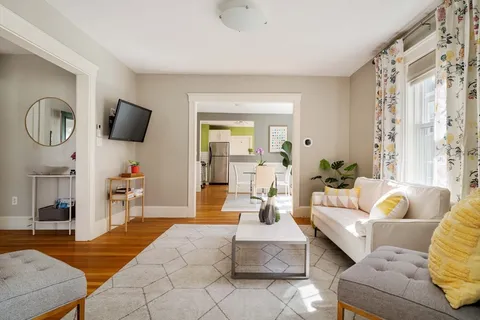 $625,000 | 101 Fletcher Street, Unit 1, Boston, MA 02131