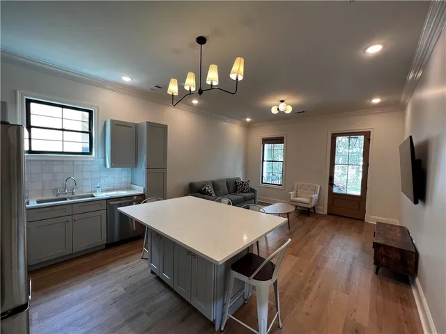 $7,200 | 7702 Burthe Street, New Orleans, LA 70118