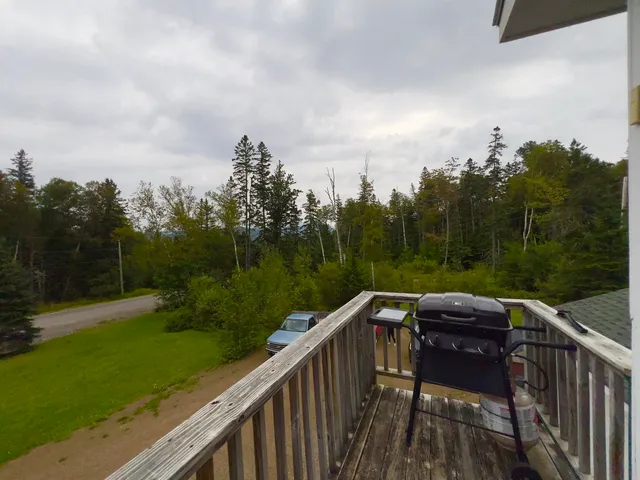 $384,500 | 4 Bird's Eye Road, Rangeley, ME 04970