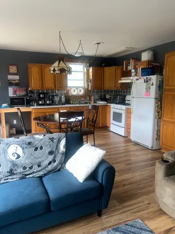 $384,500 | 4 Bird's Eye Road, Rangeley, ME 04970