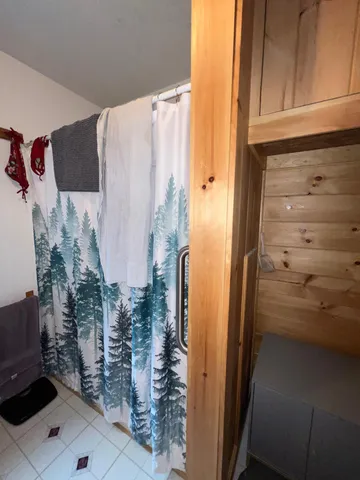 $384,500 | 4 Bird's Eye Road, Rangeley, ME 04970