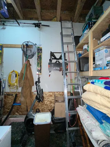 $384,500 | 4 Bird's Eye Road, Rangeley, ME 04970