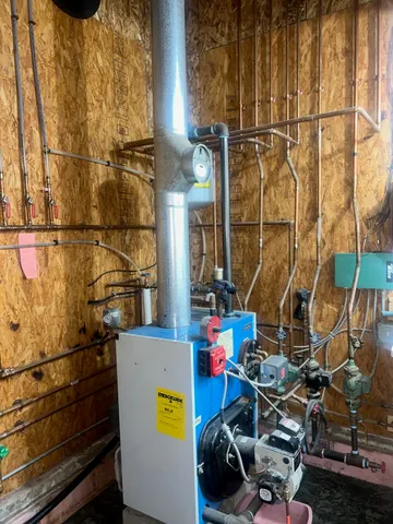 $384,500 | 4 Bird's Eye Road, Rangeley, ME 04970