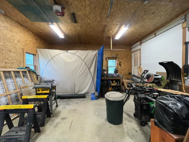 $384,500 | 4 Bird's Eye Road, Rangeley, ME 04970