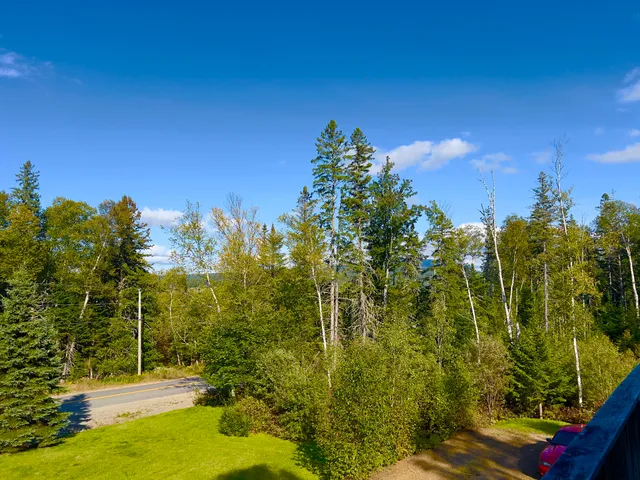 $384,500 | 4 Bird's Eye Road, Rangeley, ME 04970