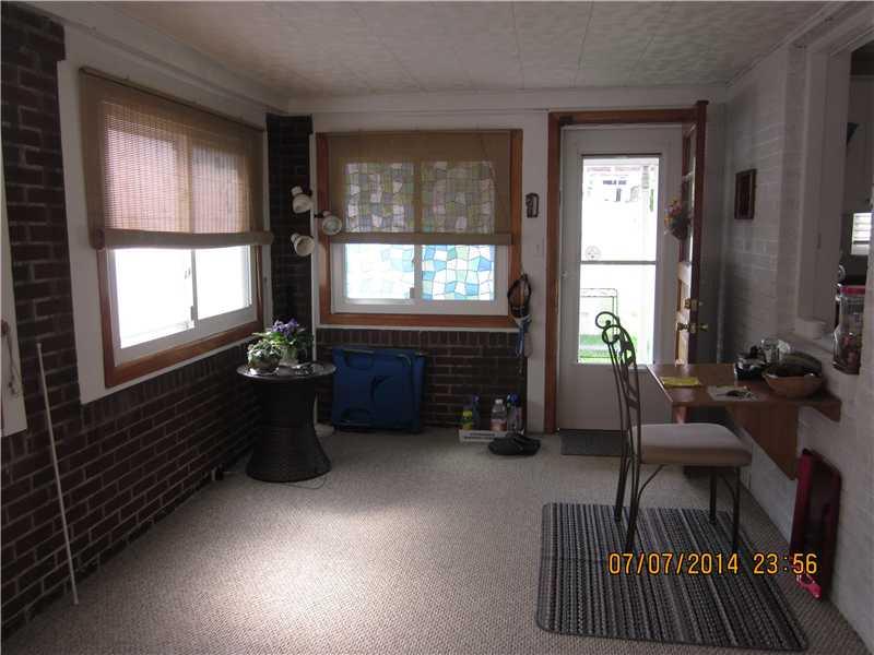 3445 West Run Road Munhall, PA 15120 - Photo 9 of 17 Family Room.