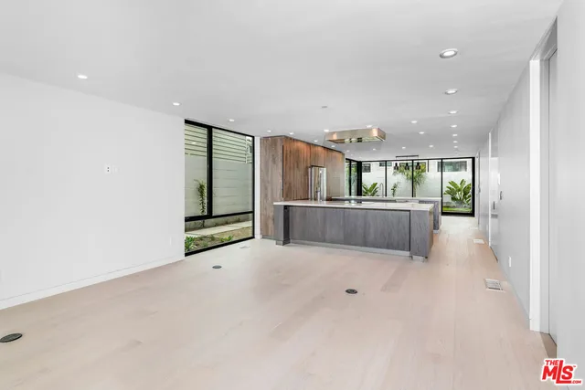 $9,800 | 2714 Highland Avenue, Unit B, Santa Monica, CA 90405