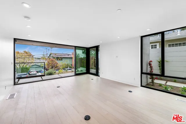 $9,800 | 2714 Highland Avenue, Unit B, Santa Monica, CA 90405