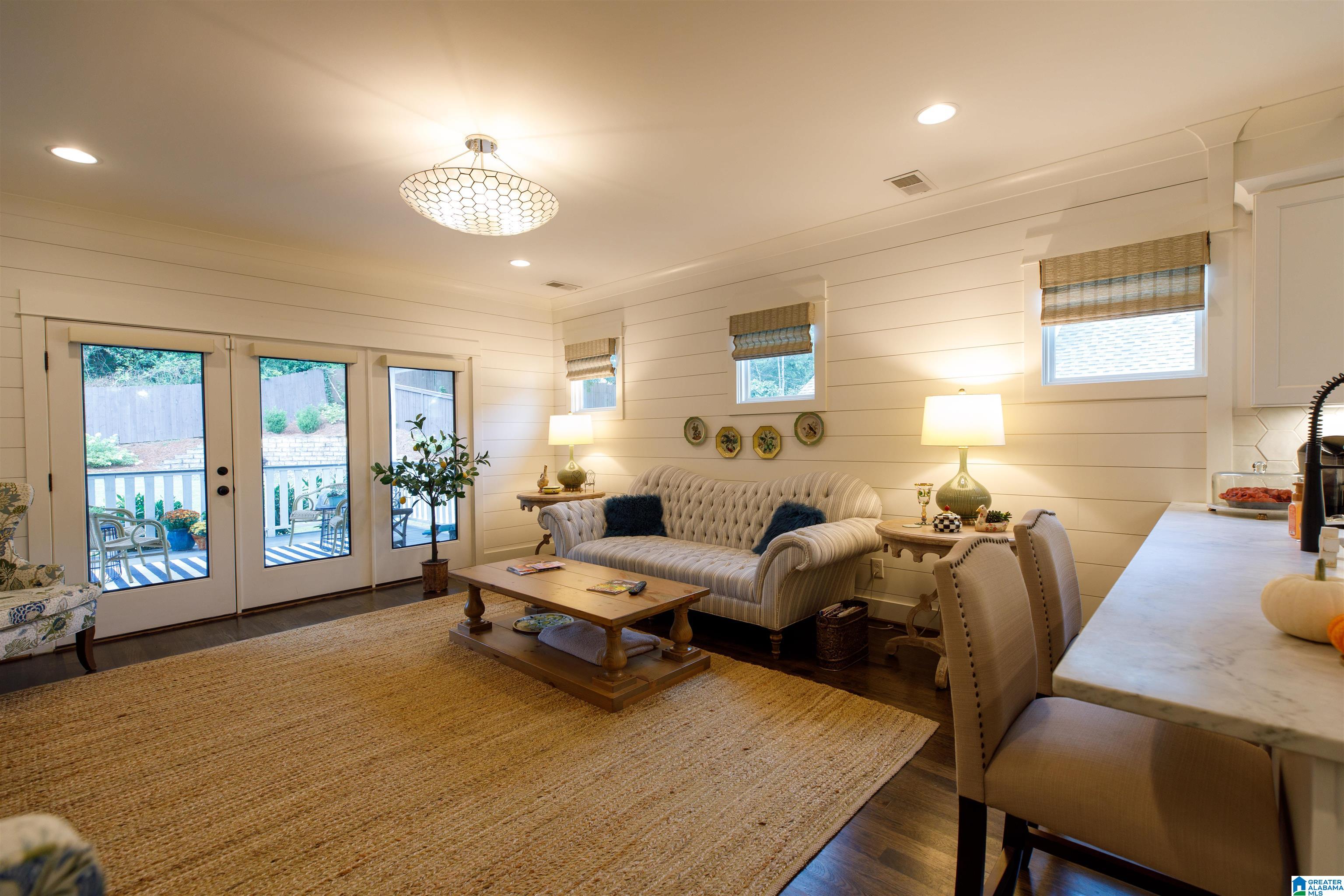 1030 Saulter Road Birmingham, AL 35209 - Photo 9 of 24