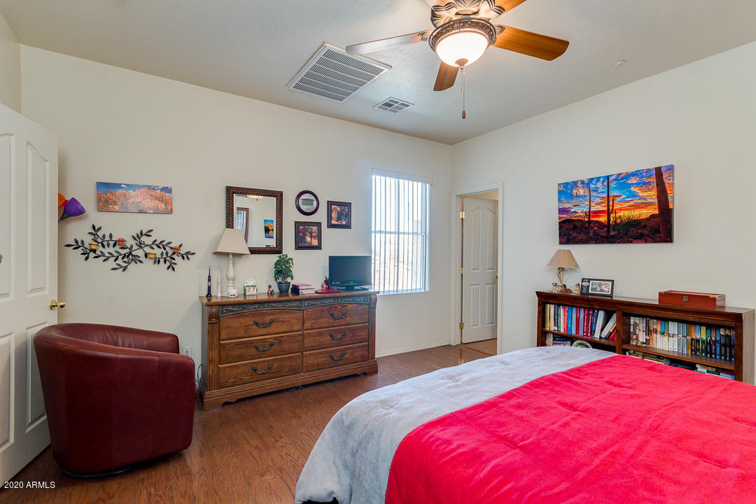 975 West Wendy Way Gilbert, AZ 85233 - Photo 13 of 31 13a