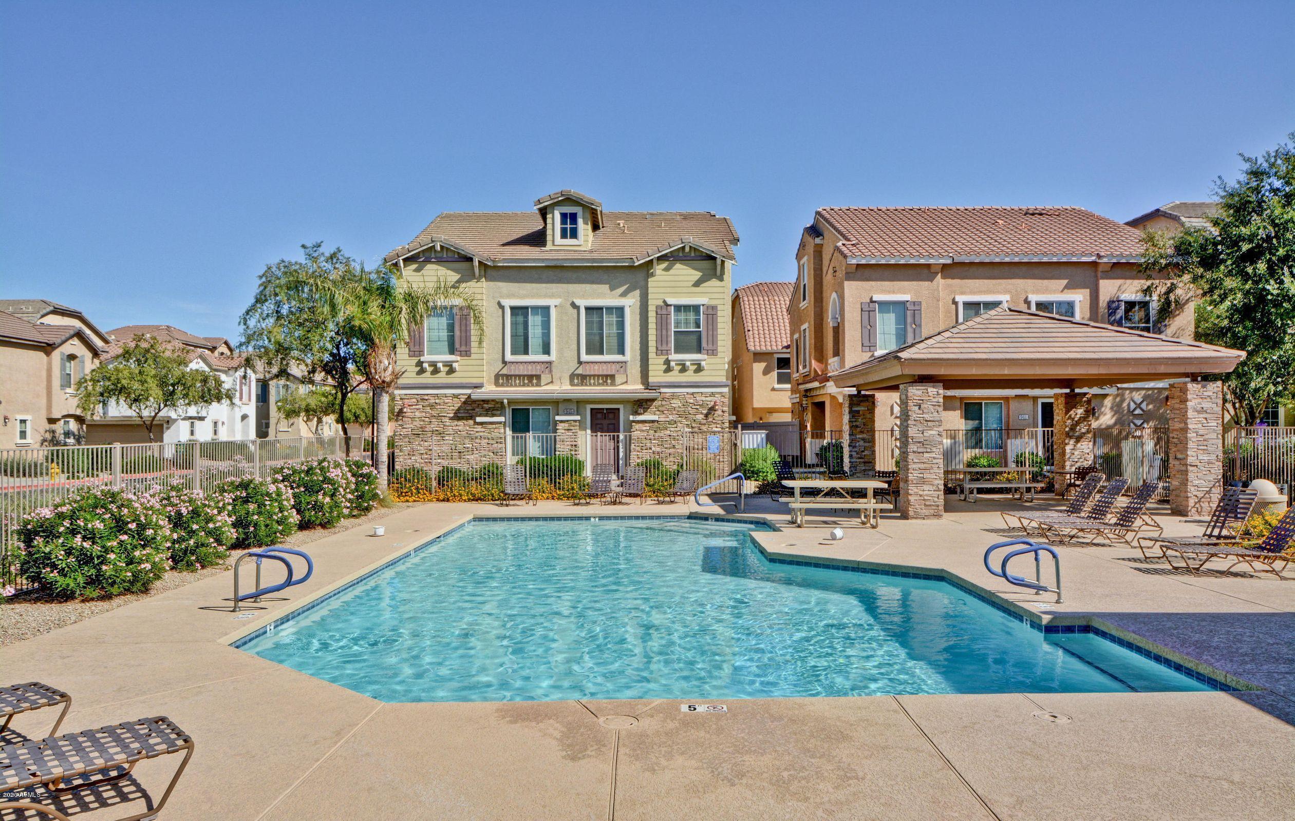 975 West Wendy Way Gilbert, AZ 85233 - Photo 27 of 31 Pool2