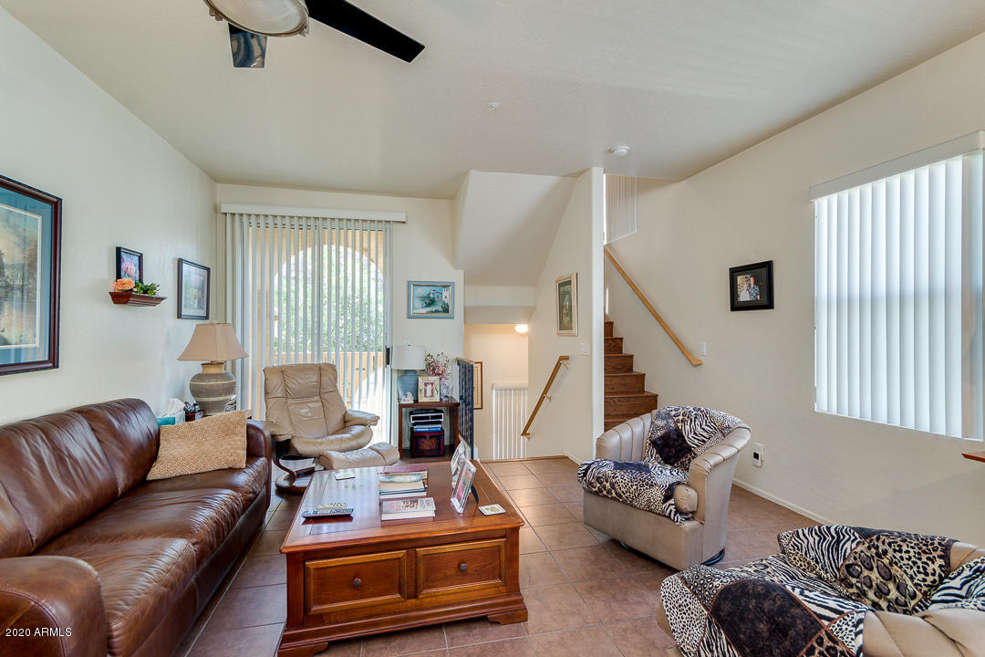 975 West Wendy Way Gilbert, AZ 85233 - Photo 7 of 31 3