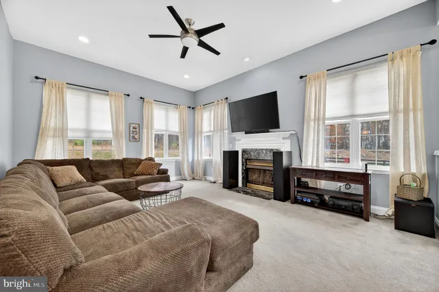 $999,900 | 190 Newell Drive, Middletown, VA 22645