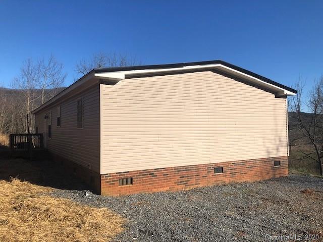 178 Folkstone Circle Rutherfordton, NC 28139 - Photo 5 of 21 Gallery Image 5