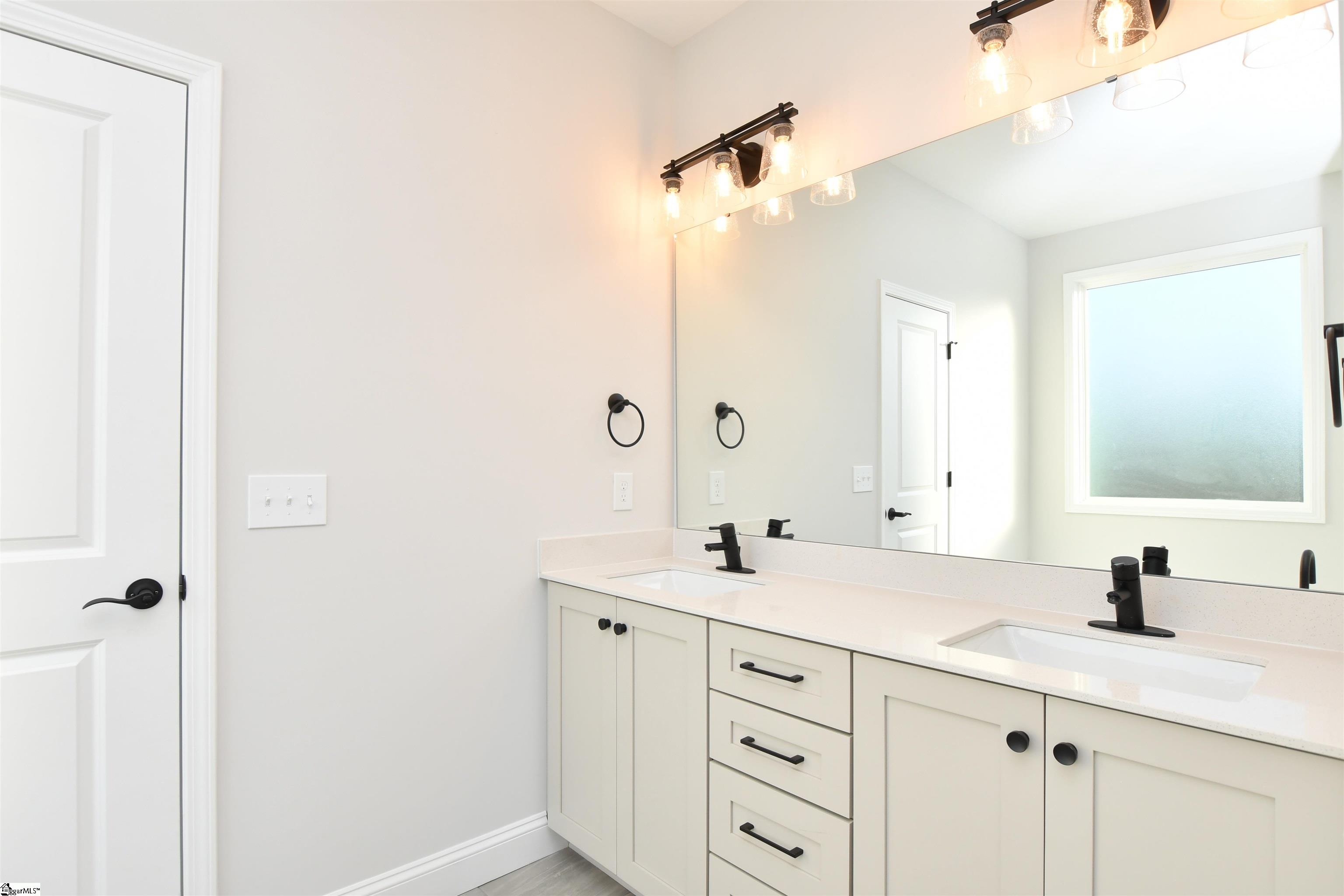6000 Locust Hill Road Travelers Rest, SC 29690 - Photo 21 of 30