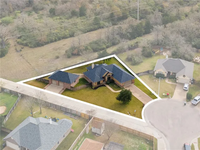 $499,900 | 2739 Colony Village Drive, Bryan, TX 77808