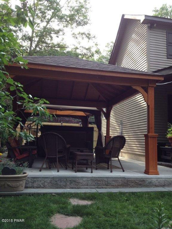 332 Gold Finch Road Bushkill, PA 18324 - Photo 9 of 24 gazebo3