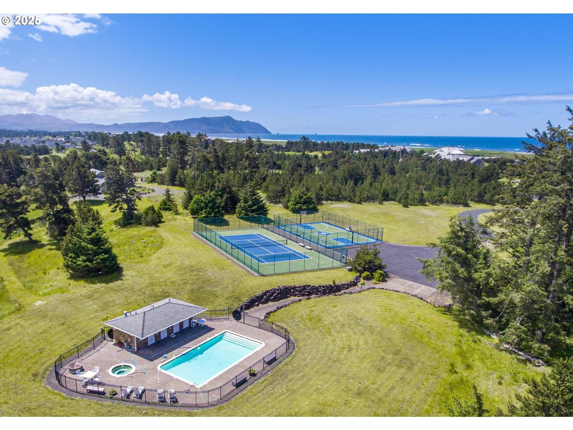 89062 Pinehurst Road Gearhart, OR 97138 - Photo 40 of 42