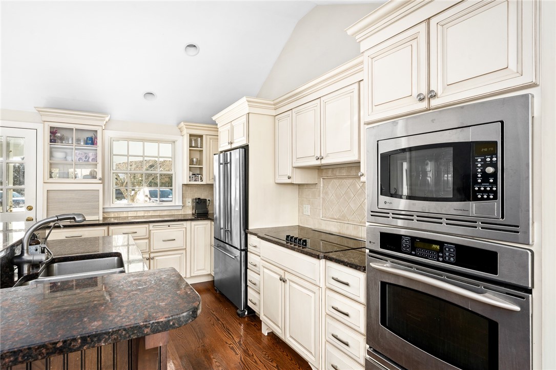 27 Lee Road Barrington, RI 02806 - Photo 6 of 22 large kitchen with stainless appliances