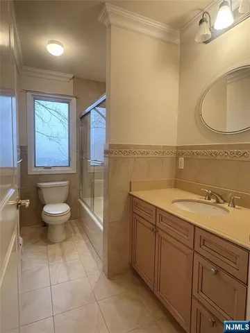 $5,000 | 434 B 7th Street, Unit B, Palisades Park, NJ 07650