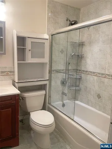 $5,000 | 434 B 7th Street, Unit B, Palisades Park, NJ 07650