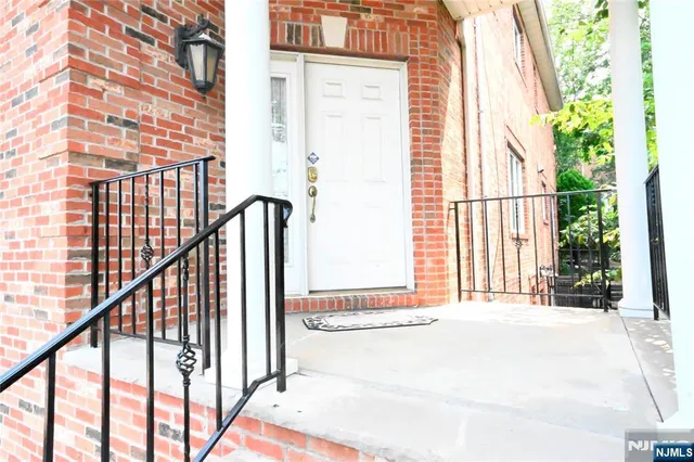 $5,000 | 434 B 7th Street, Unit B, Palisades Park, NJ 07650