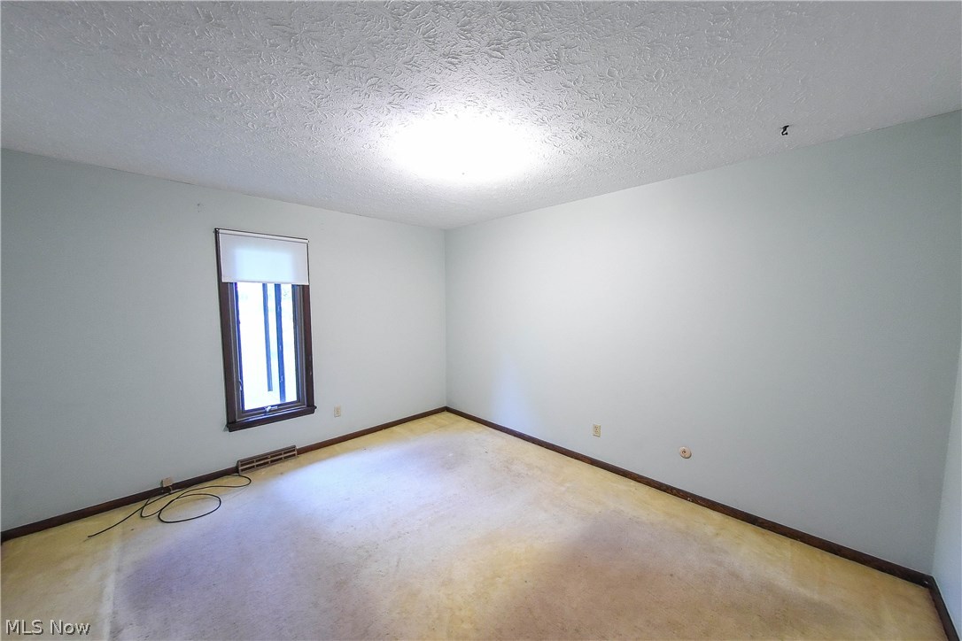 7157 State Road Wadsworth, OH 44281 - Photo 9 of 24