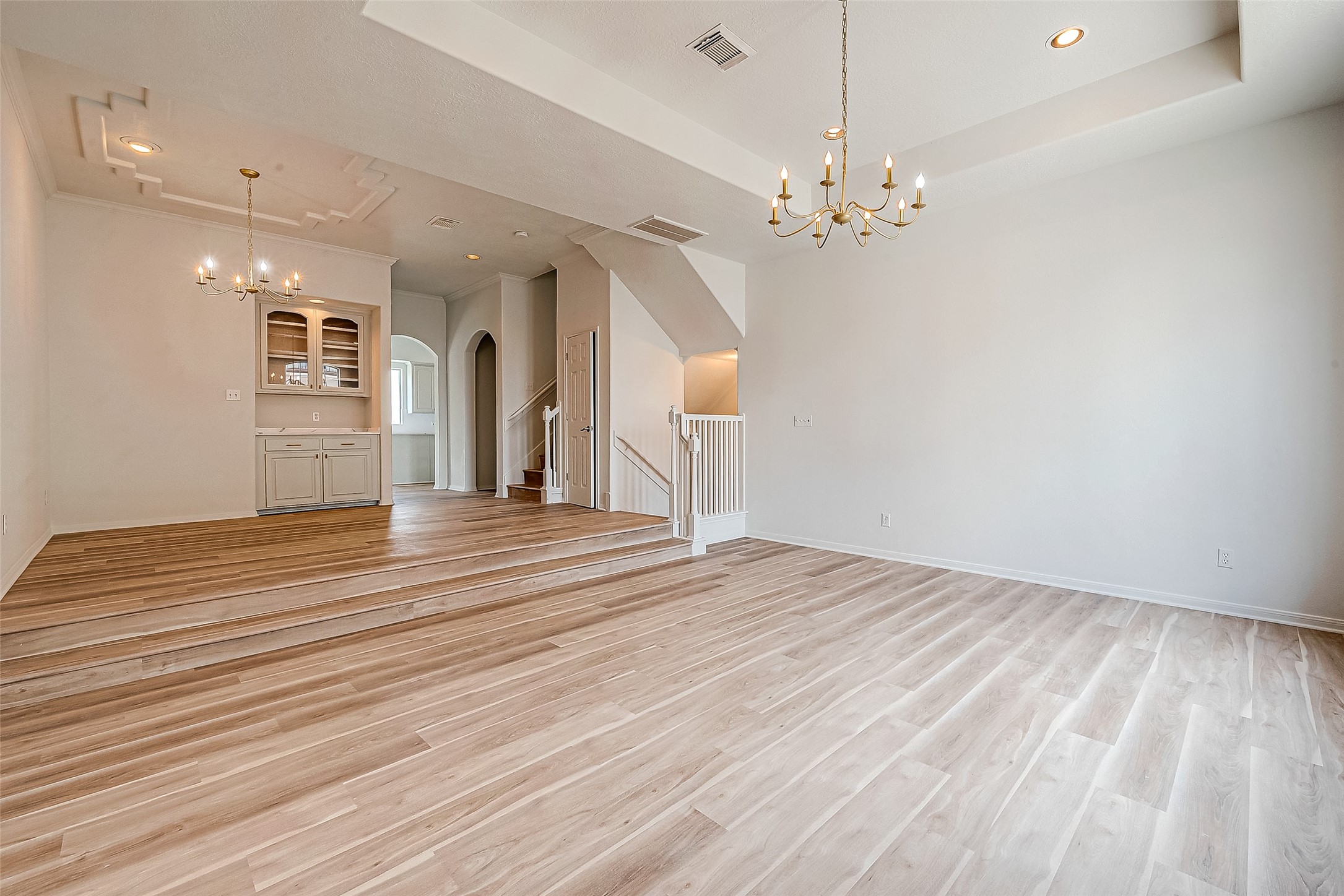 2150 Stacy Knoll Houston, TX 77008 - Photo 40 of 40 Open floor plan