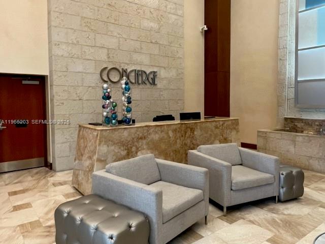 31 Southeast 5th Street, Unit 601 Miami, FL 33131 - Photo 18 of 22