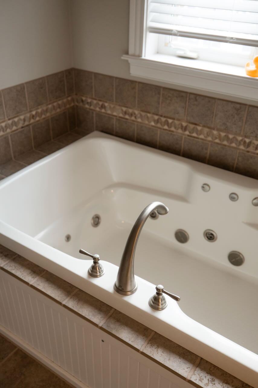 18 Victoria Lane Windham, ME 04062 - Photo 29 of 41 3518VictoriaLn-4681