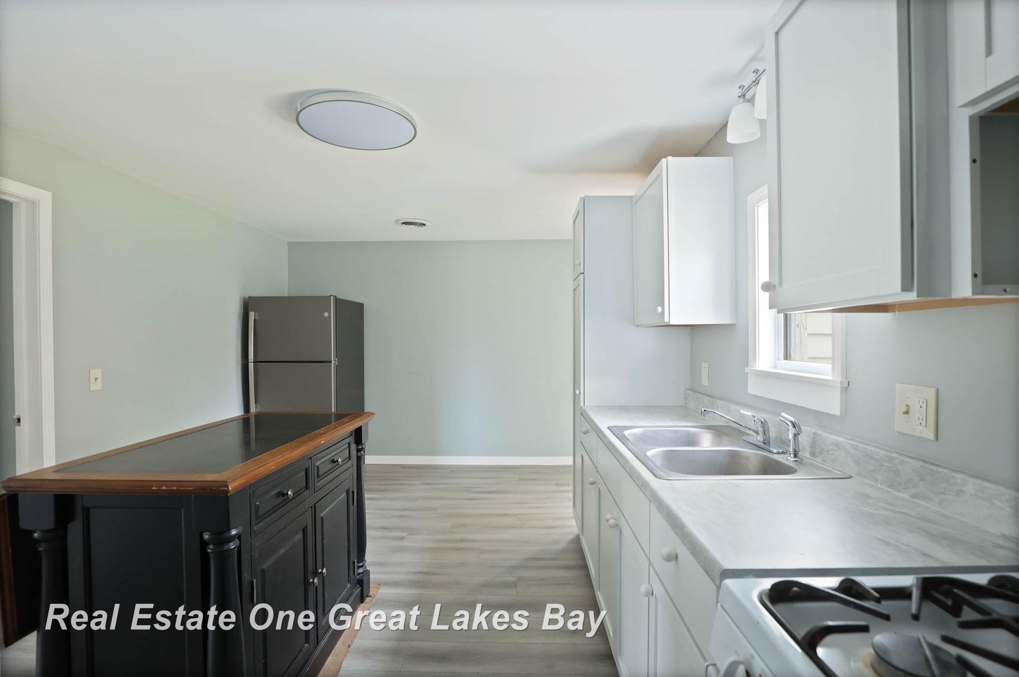 8698 Simpson Road Ovid, MI 48866 - Photo 16 of 30
