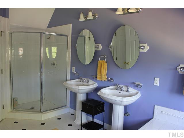3218 Lewis Farm Road Raleigh, NC 27607 - Photo 20 of 25 Master Bath