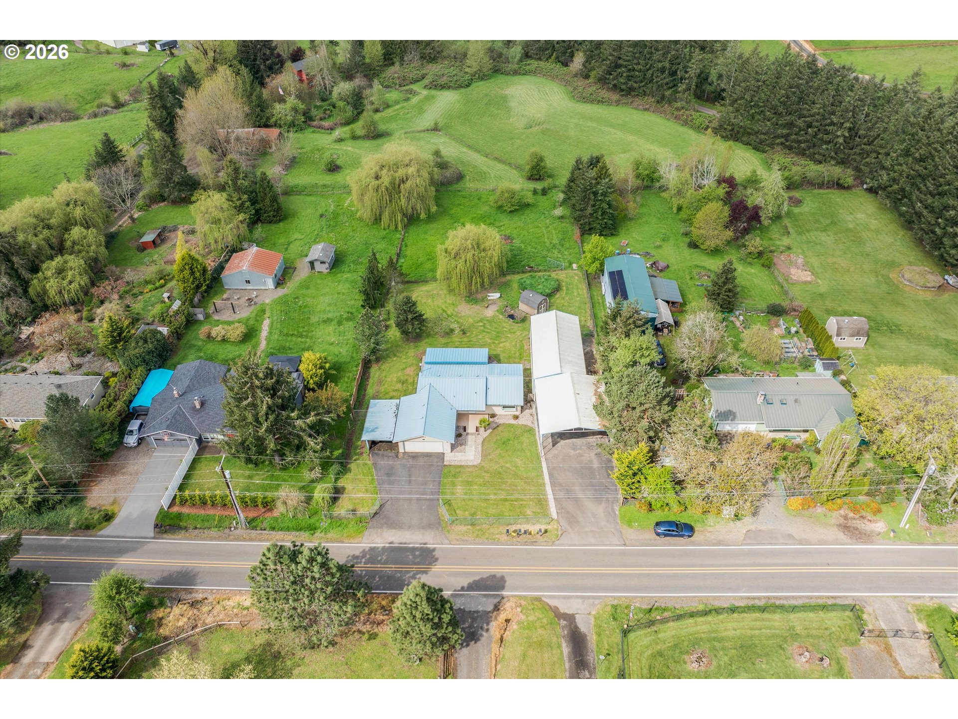 17139 South Bradley Road Oregon City, OR 97045 - Photo 45 of 47 an aerial view of residential houses with outdoor space