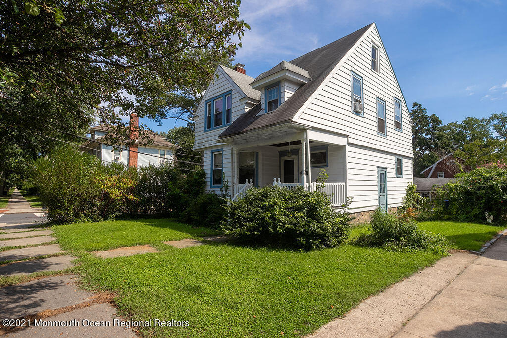 48 Ridgway Street Mount Holly, NJ 08060 - Photo 1 of 24 a view of a house with a yard
