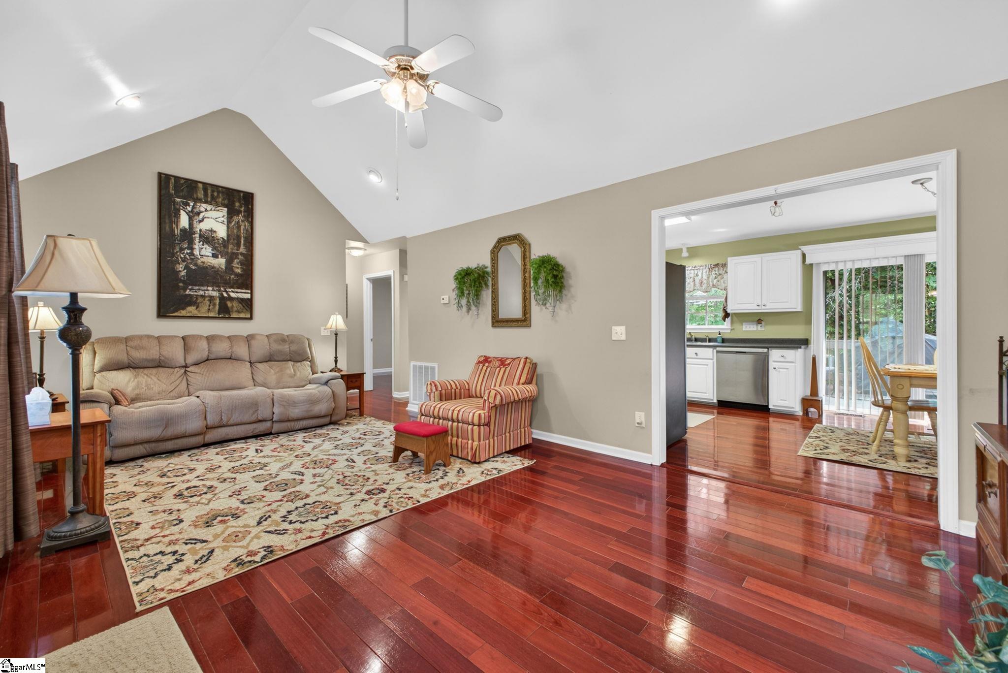 131 Ossie Hayes Road Pickens, SC 29671 - Photo 5 of 31