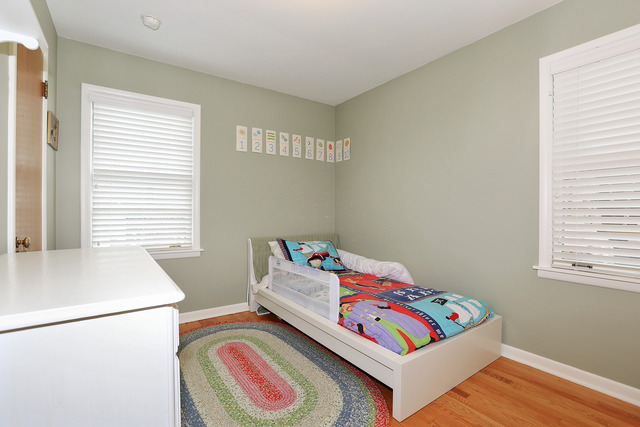 601 Spring Road Elmhurst, IL 60126 - Photo 8 of 17
