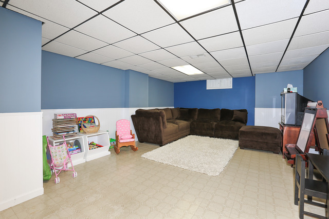 601 Spring Road Elmhurst, IL 60126 - Photo 9 of 17