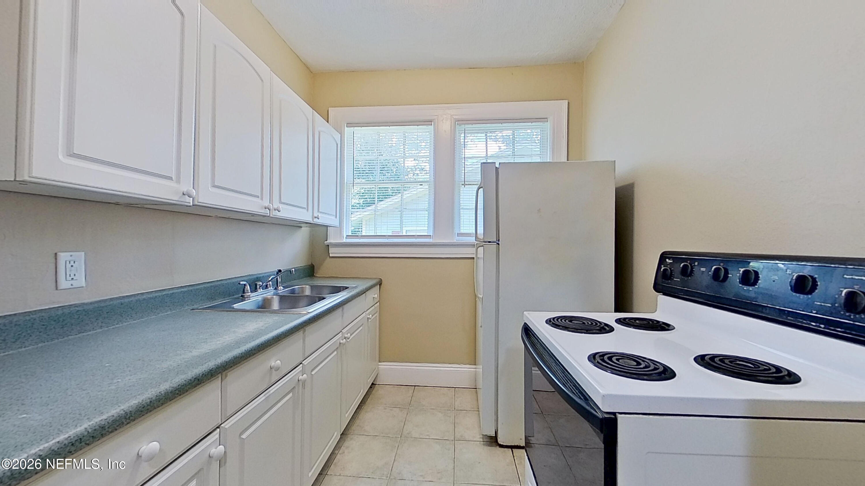 2908 Post Street, Unit 4 Jacksonville, FL 32205 - Photo 11 of 22 06122026_145233
