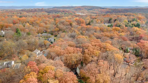 $889,000 | 3 Grey Beech Lane, Pomona, NY 10970