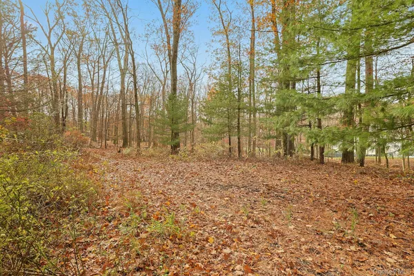 $889,000 | 3 Grey Beech Lane, Pomona, NY 10970