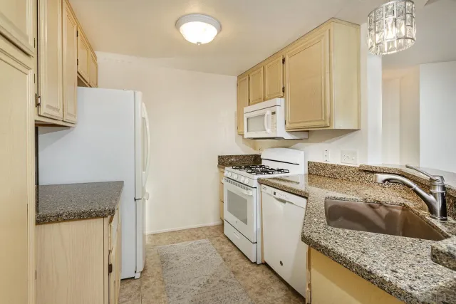 $637,000 | 11265 Affinity Court, Unit 103, San Diego, CA 92131
