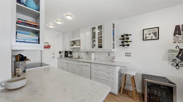 $299,000 | 200 The Esplanade North, Unit B2, Venice, FL 34285