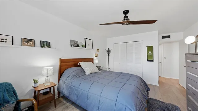 $299,000 | 200 The Esplanade North, Unit B2, Venice, FL 34285